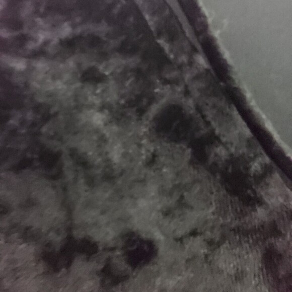 Black Long Top Size Small Flare Sleeves Velvet Rock Goth - Picture 3 of 6